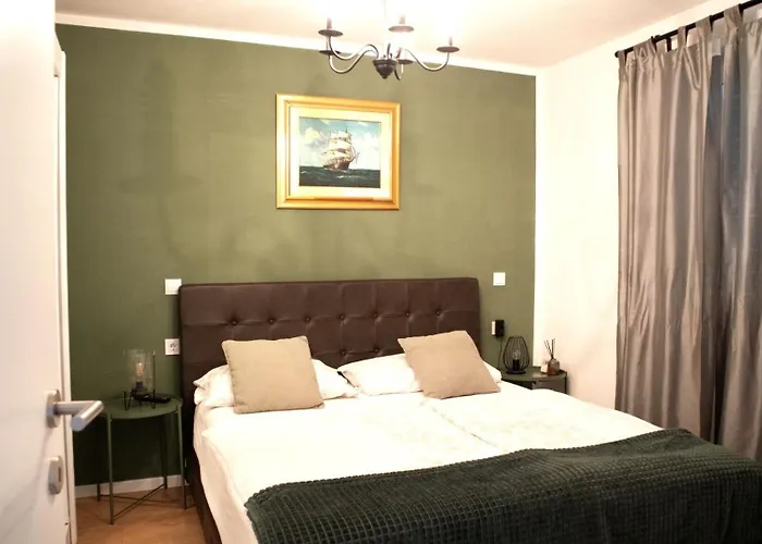 Villa Beautiful Piccolo Paradiso In Novigrad Bužinija