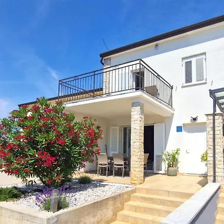 Beautiful Piccolo Paradiso In Novigrad Villa Buzinija