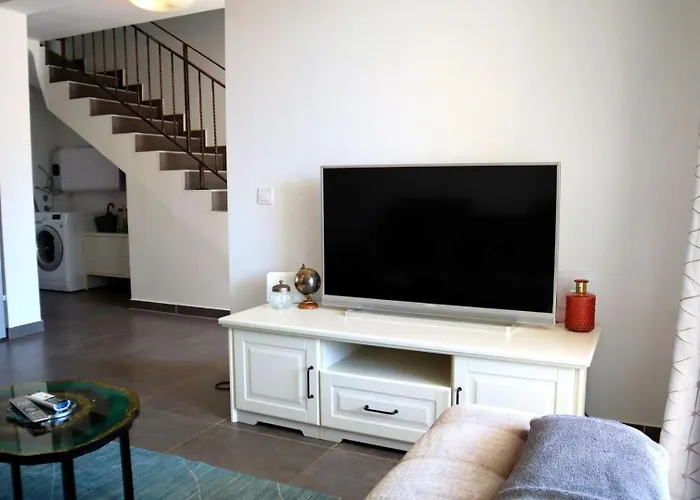 Vila Beautiful Piccolo Paradiso In Novigrad *