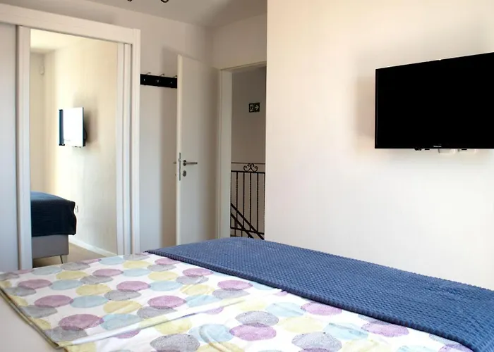 Beautiful Piccolo Paradiso In Novigrad * Buzinija