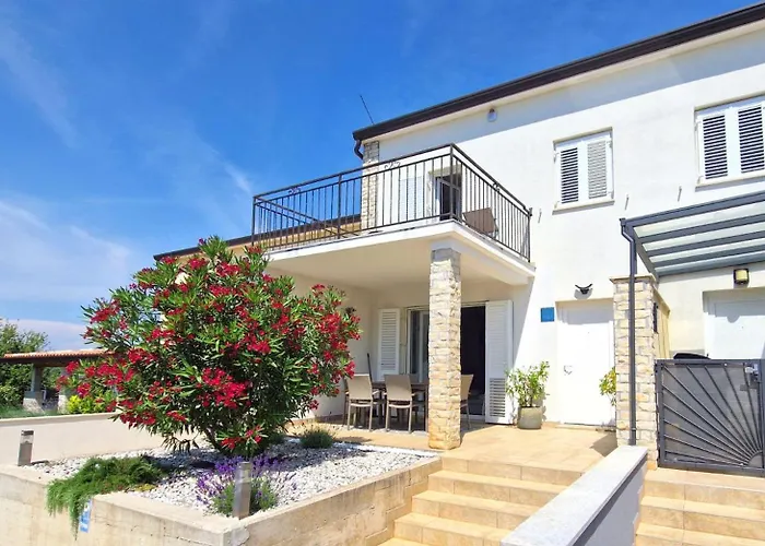 Beautiful Piccolo Paradiso In Novigrad *